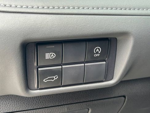 Used 2026 Toyota Highlander XLE AWD/4WD image 28