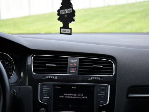 Used 2017 Volkswagen GTI S FWD image 24