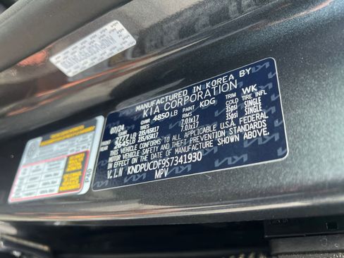 Certified 2025 Kia Sportage LX image 17