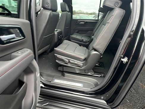 New 2026 Chevrolet Suburban RST w/ Comfort Package image 18