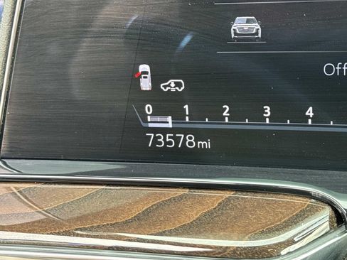 Used 2023 Cadillac Escalade Sport Platinum w/ Heavy-Duty Trailer Package RWD image 29