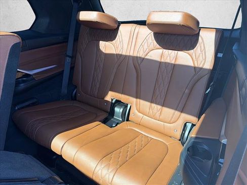 Used 2022 BMW X7 M50i AWD/4WD image 24