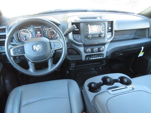 New 2023 RAM 4500 Tradesman w/ Chrome Appearance Group image 32