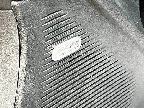 Certified 2023 Dodge Challenger R/T w/ Plus Package image 19