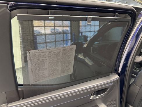 Used 2022 Toyota Tundra Platinum image 42