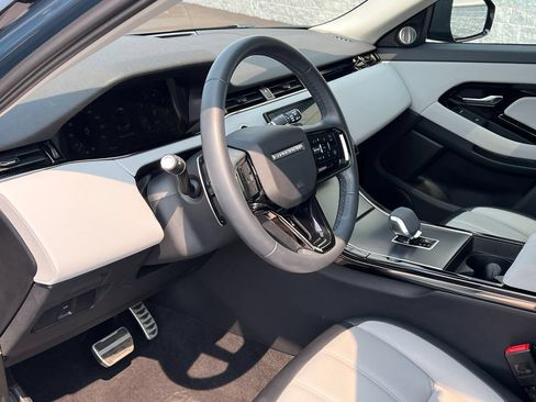 Used 2024 Land Rover Range Rover Evoque Dynamic SE AWD/4WD image 15