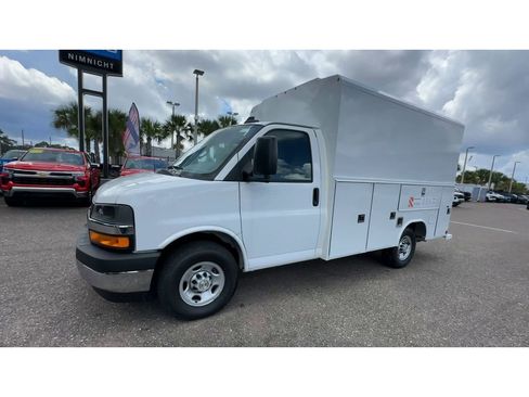 New 2025 Chevrolet Express 3500 Work Van w/ Power Convenience Package image 6