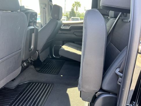 Used 2025 Chevrolet Silverado 1500 LT image 32