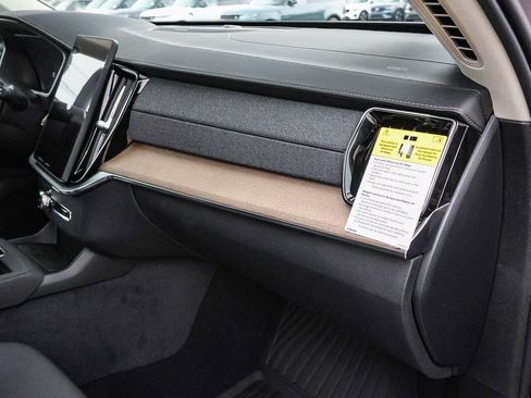 New 2026 Volvo XC90 B6 Plus w/ Protection Package image 18