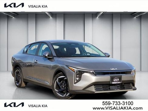 New 2026 Kia K4 EX FWD image 1