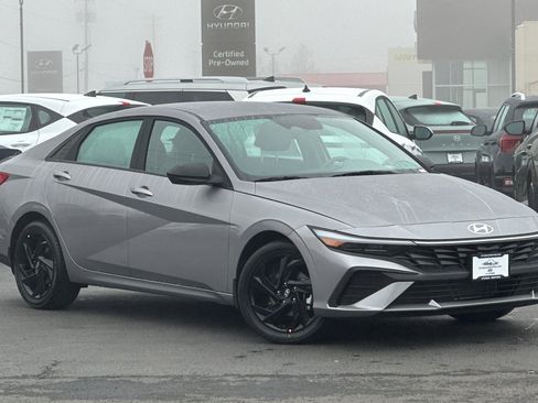 New 2026 Hyundai Elantra Sport image 2