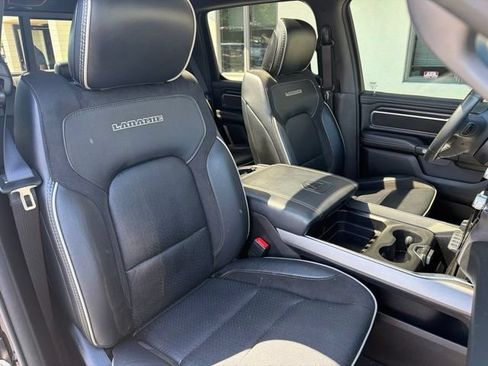 Used 2024 RAM 1500 Laramie AWD/4WD image 6
