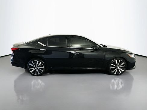 Used 2021 Nissan Altima 2.5 Platinum AWD/4WD image 8