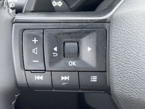 Certified 2026 Nissan Rogue SV FWD image 20