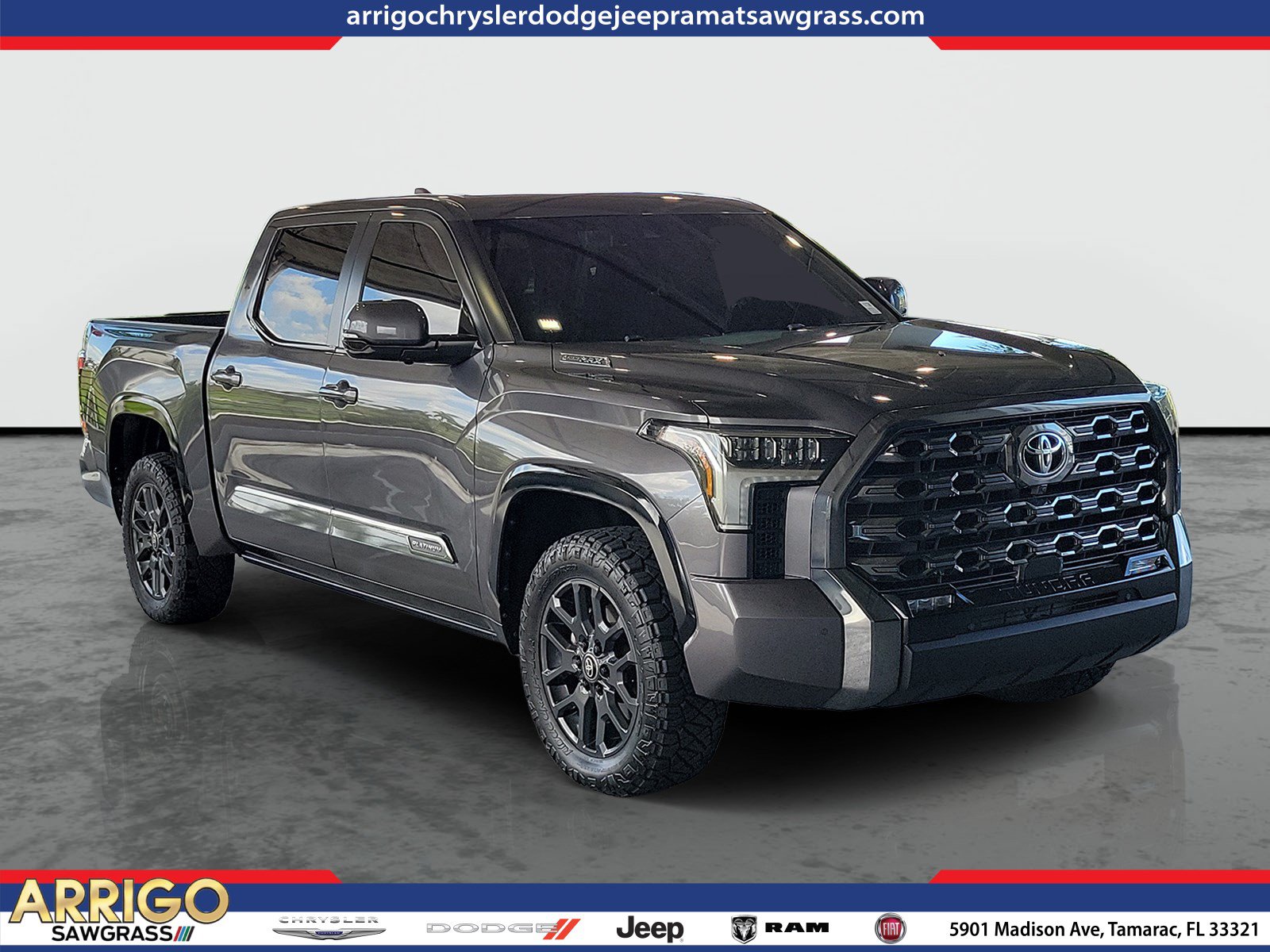 Used 2025 Toyota Tundra Platinum AWD/4WD image 1