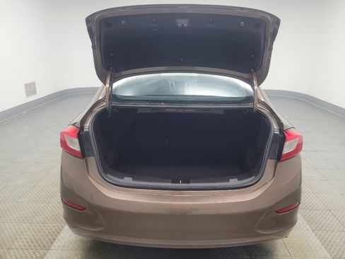 Used 2019 Chevrolet Cruze LT image 29