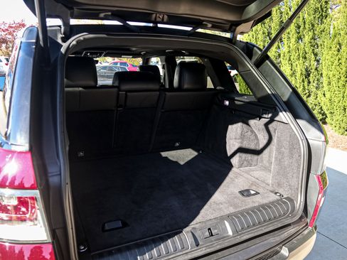 Used 2017 Land Rover Range Rover Sport HSE image 31