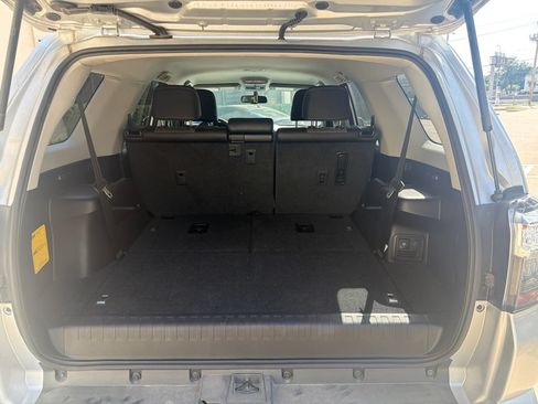 Used 2019 Toyota 4Runner SR5 Premium RWD image 27