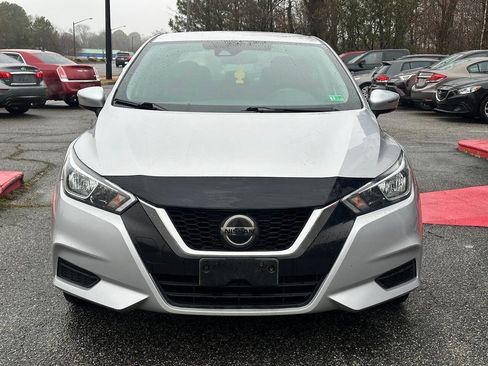 Used 2021 Nissan Versa SV image 10