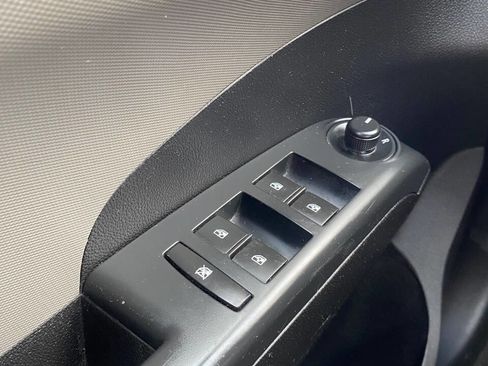 Used 2016 Chevrolet Sonic LT image 15