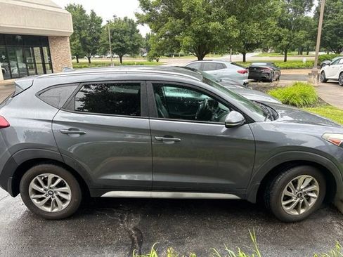 Used 2017 Hyundai Tucson SE Plus AWD/4WD image 6