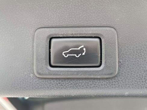 Used 2019 Subaru Ascent Premium w/ Popular Package #2A AWD/4WD image 11