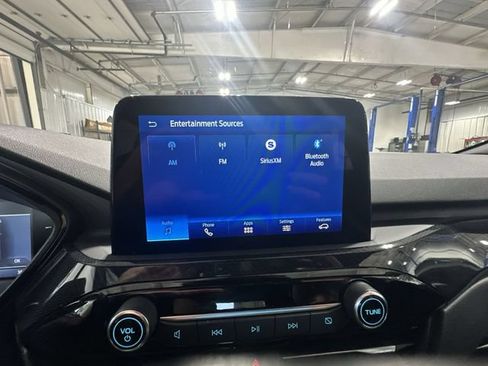 Certified 2025 Ford Escape ST-Line FWD image 16
