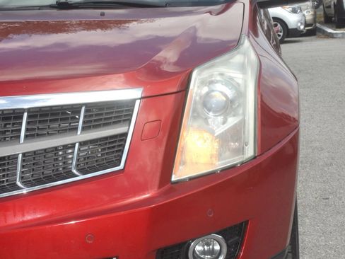 Used 2010 Cadillac SRX Premium image 18