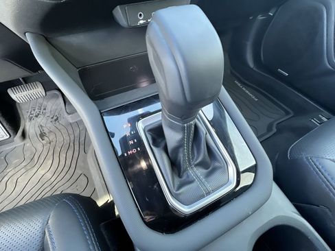 Certified 2025 Subaru Forester Limited image 16