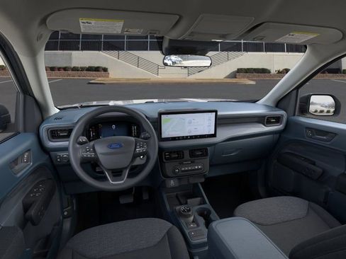 New 2025 Ford Maverick XL image 9