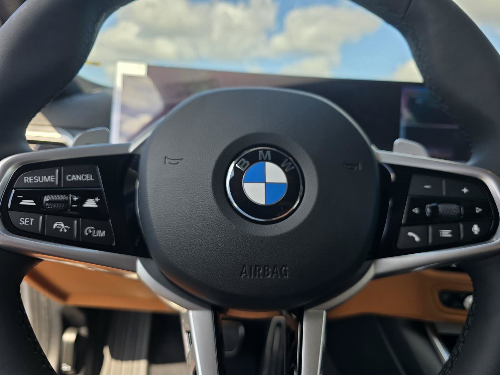New 2026 BMW 330i Sedan w/ M Sport Package RWD image 10