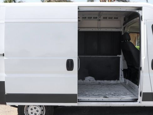 Used 2018 RAM ProMaster 1500 FWD image 12