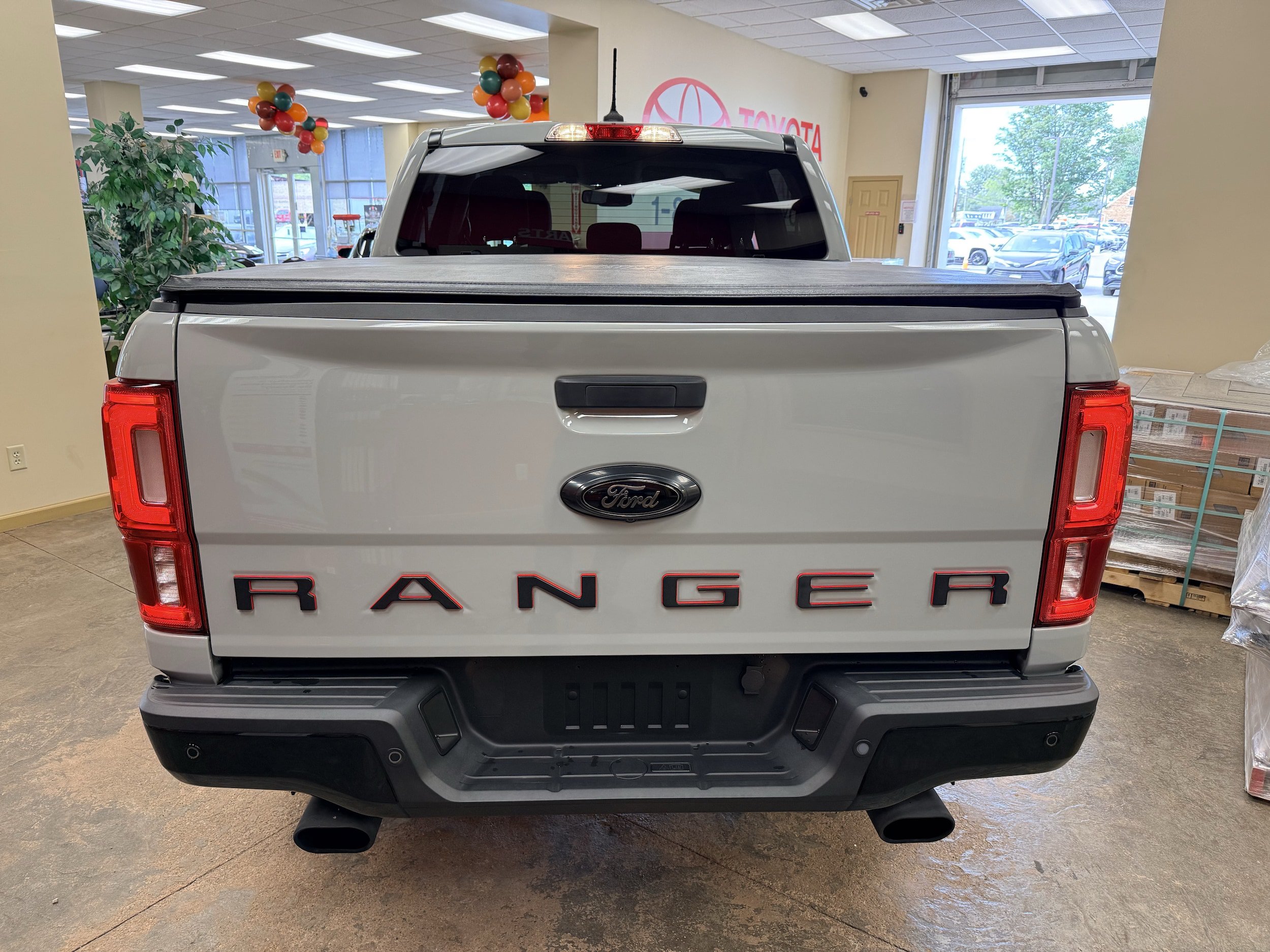 Used 2022 Ford Ranger XLT w/ Equipment Group 301A Mid AWD/4WD image 16