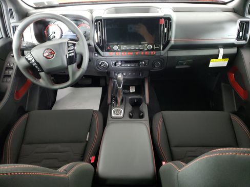 New 2026 Nissan Frontier PRO-4X w/ Pro-4x Convenience Package image 15