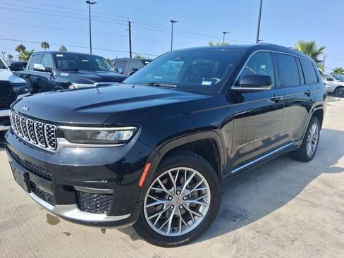 Used 2022 Jeep Grand Cherokee L Summit w/ Luxury Tech Group V RWD image 3