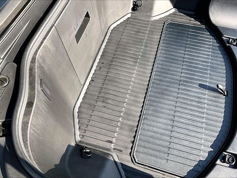 Used 2024 Ford F150 Lightning Flash image 32