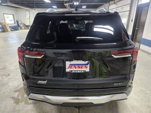 Certified 2026 GMC Terrain Denali w/ LPO, Black Badging Package AWD/4WD image 4