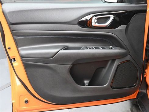 New 2026 Jeep Compass Latitude image 11