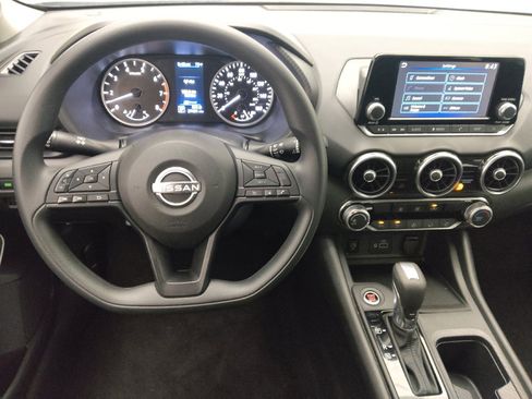 Used 2024 Nissan Sentra S FWD image 22