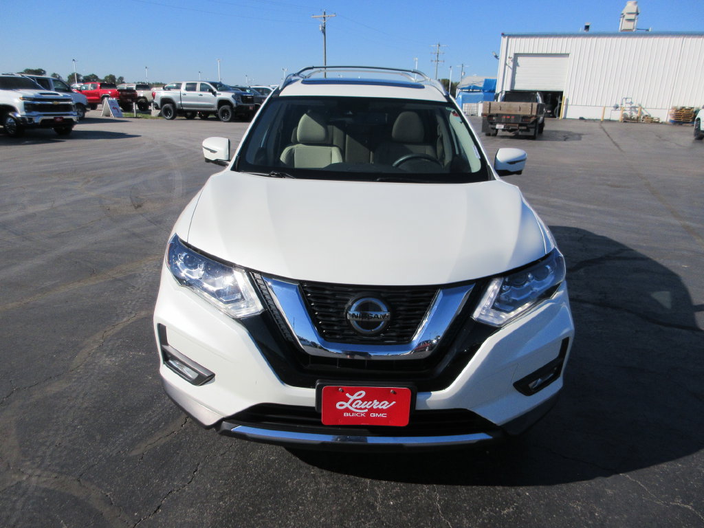 Used 2020 Nissan Rogue SL w/ Premium Package AWD/4WD image 12