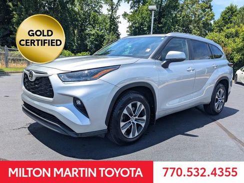 Certified 2024 Toyota Highlander XLE AWD/4WD image 5