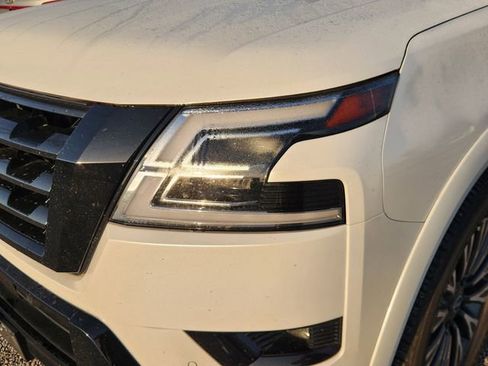 Used 2024 Nissan Armada SL w/ Midnight Edition Package image 6