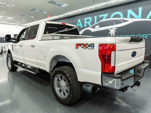 Used 2019 Ford F250 Lariat w/ Lariat Ultimate Package image 8