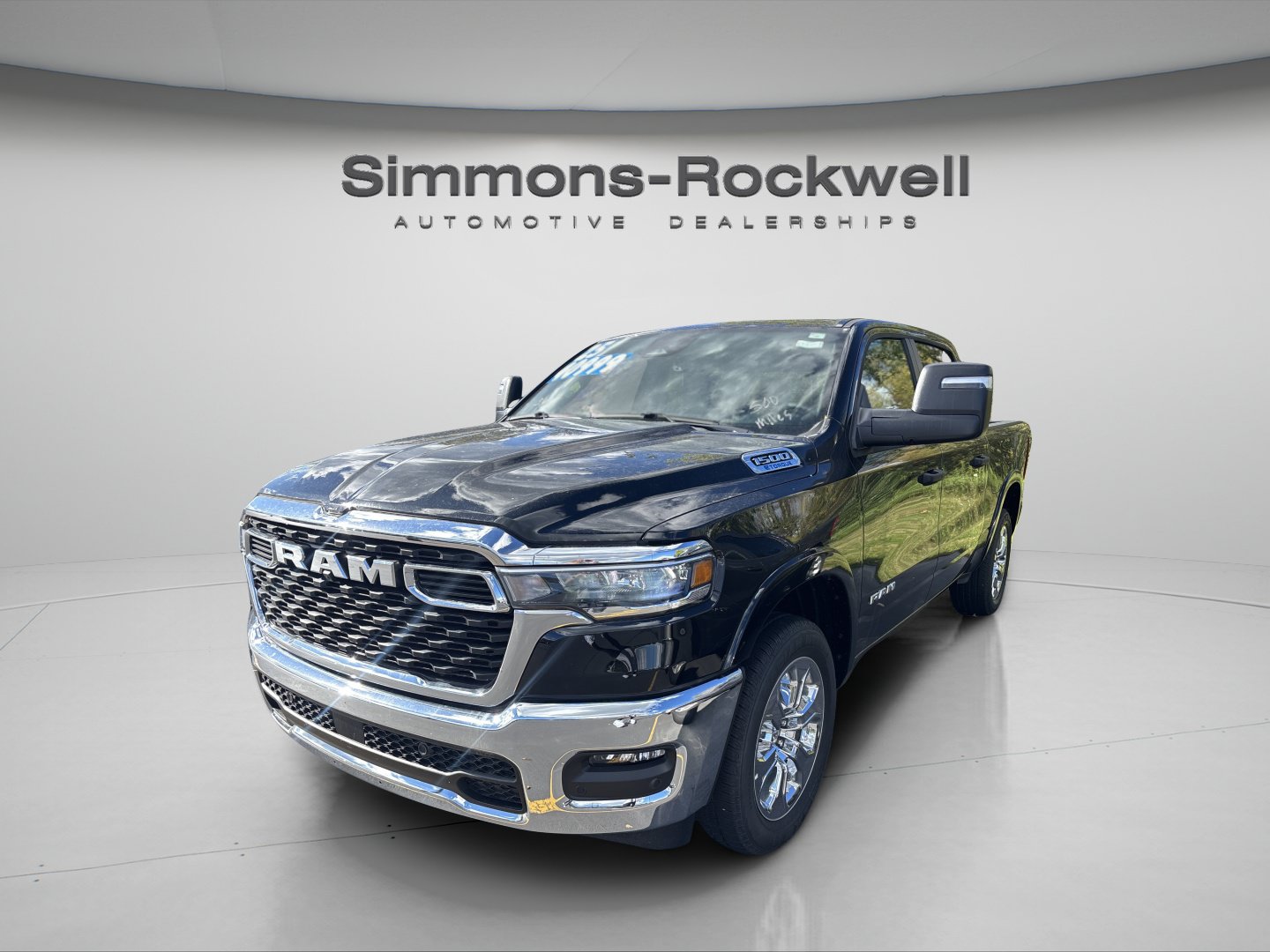 Used 2025 RAM 1500 Big Horn AWD/4WD image 2