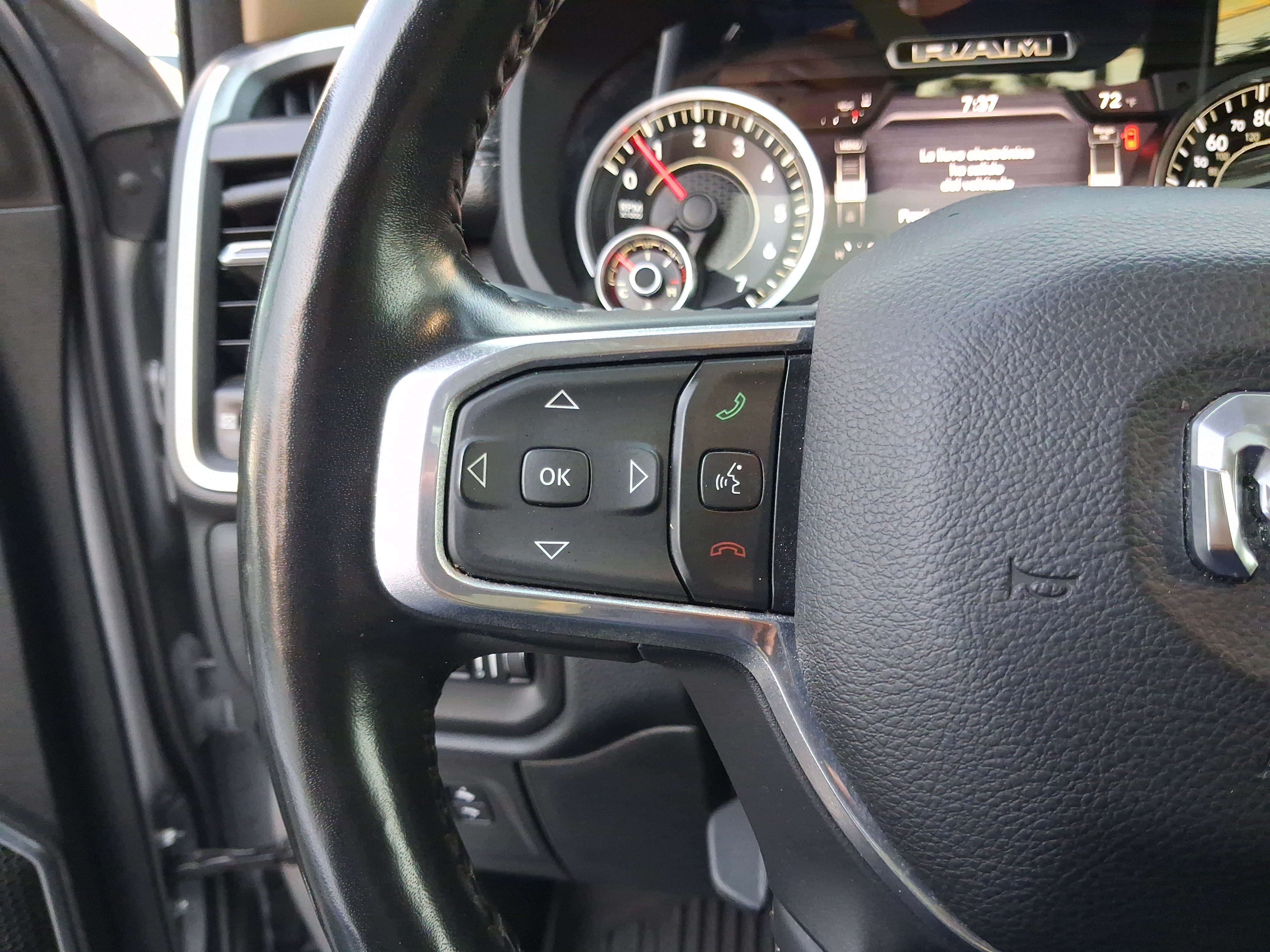 Used 2021 RAM 1500 Laramie AWD/4WD image 17