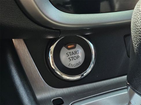 Certified 2023 Nissan Murano SV image 25