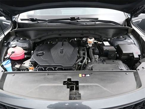 Used 2023 Kia Sorento LX image 10