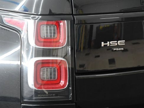 Used 2022 Land Rover Range Rover P525 Westminster Edition AWD/4WD image 12