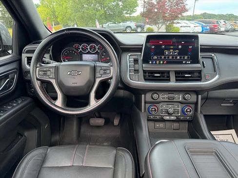 Used 2021 Chevrolet Tahoe RST w/ Luxury Package AWD/4WD image 16