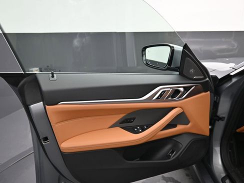 New 2026 BMW i4 eDrive40 w/ Premium Package RWD image 5